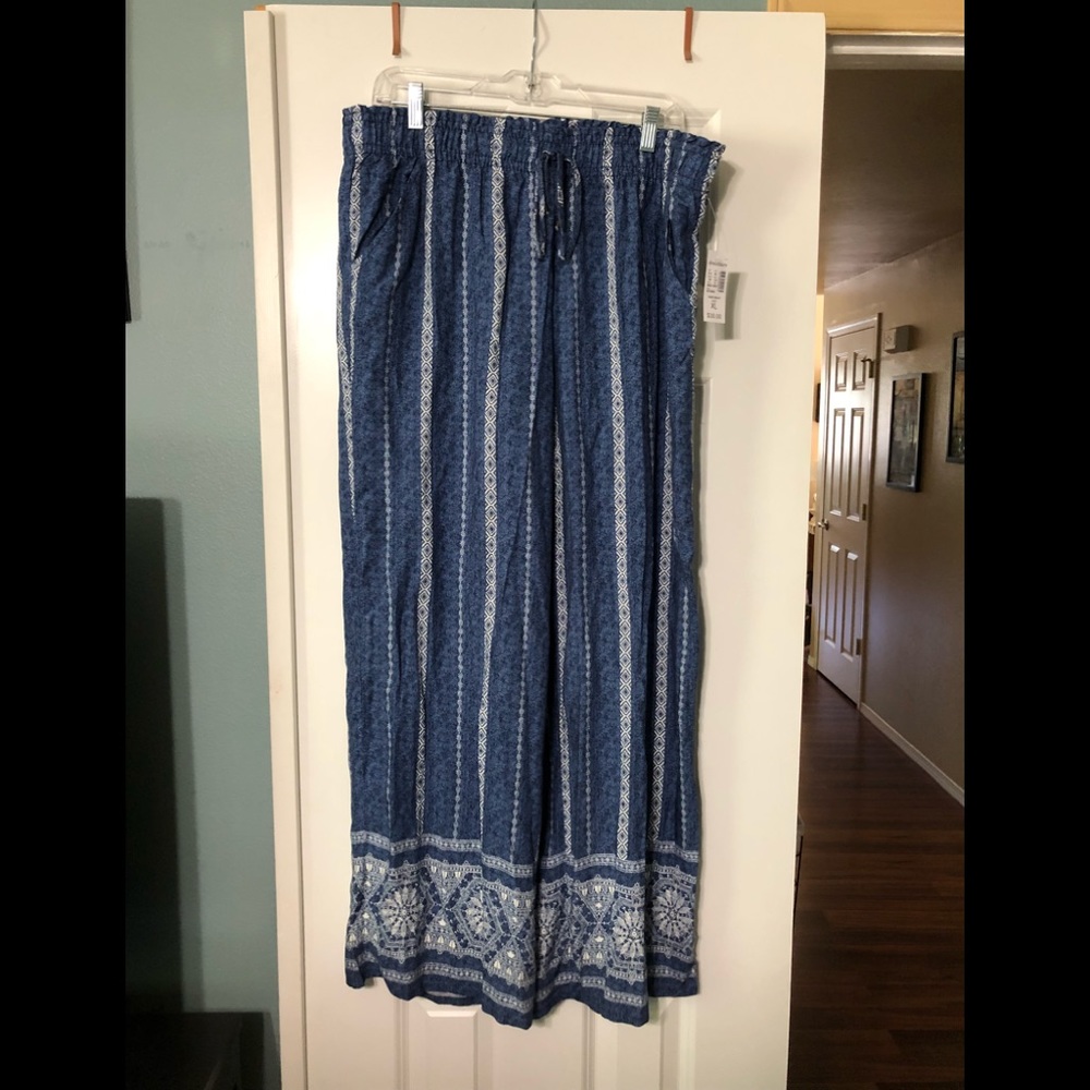 NWT Dressbarn Comfy Pants - Size XL